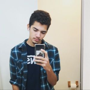 Meet your Posher, Jonathan